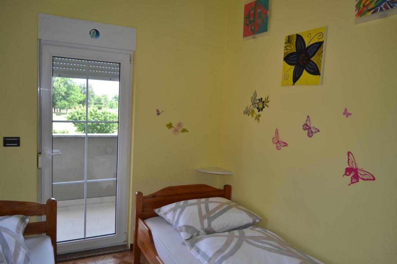 Apartman Ika Умаг Экстерьер фото