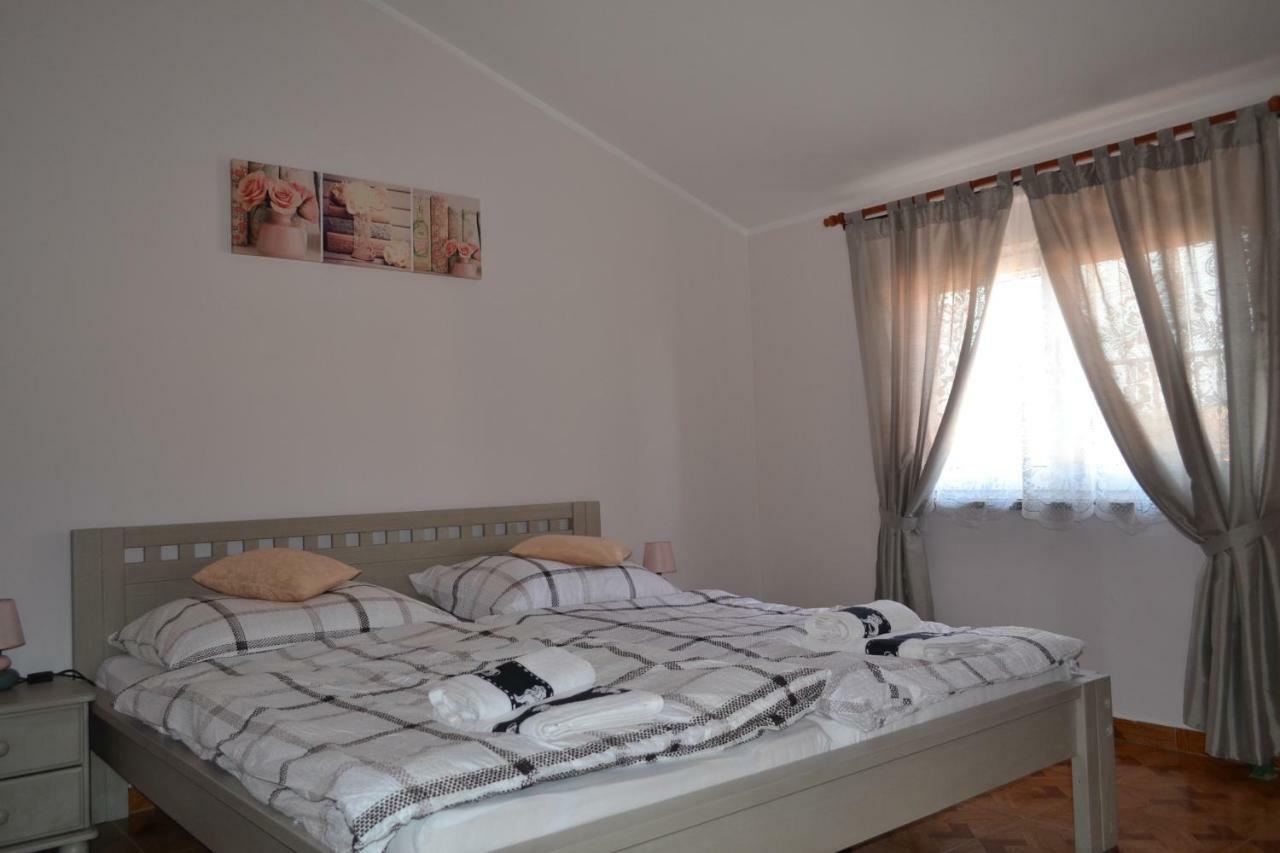 Apartman Ika Умаг Экстерьер фото
