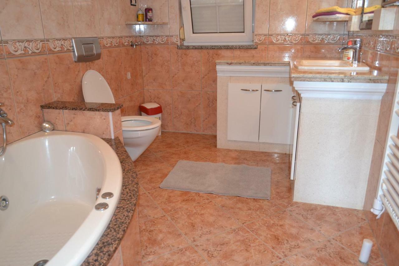 Apartman Ika Умаг Экстерьер фото
